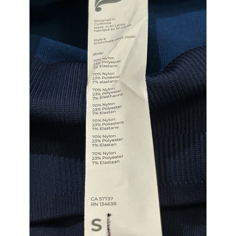 Fabletics Seamless High-Waisted Blue Block Biker Shorts size S - Picture 3 of 3